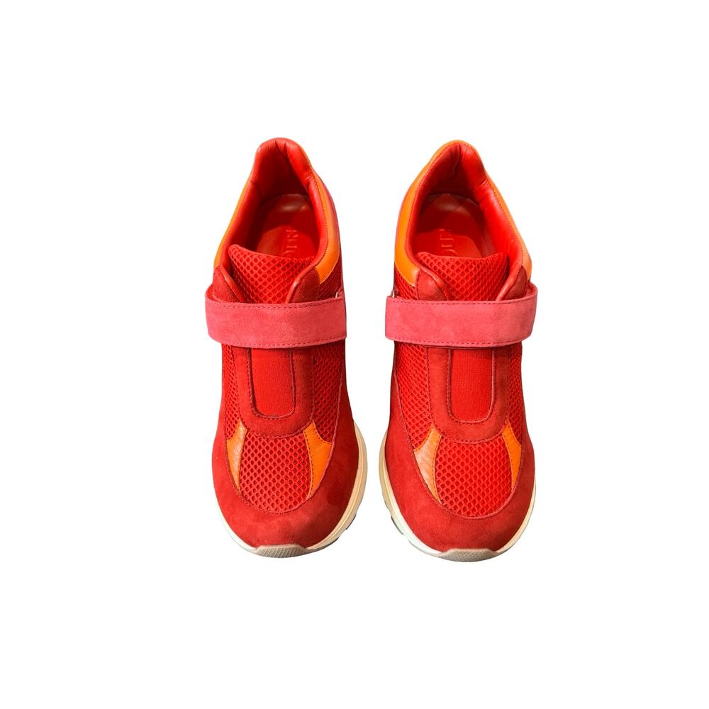 Sneex The Tepper Hy-Heel in Red Limited Edition Size 7, Like New Condition - Picture 4 of 6